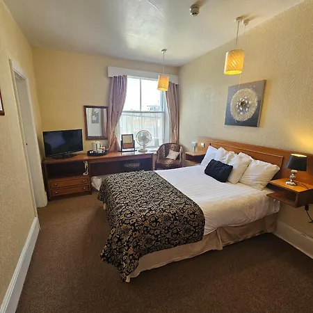 Rivelyn Bar & Restaurant Scarborough