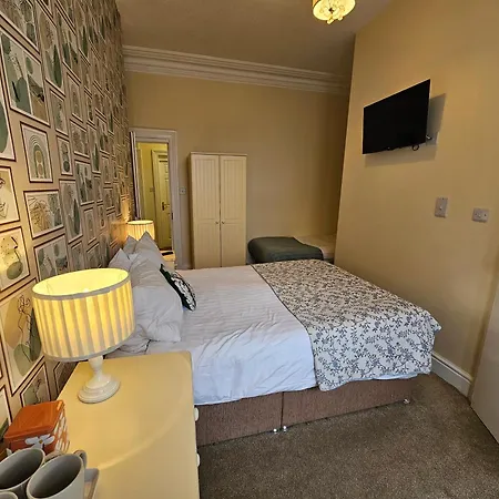 Rivelyn Bar & Restaurant Scarborough