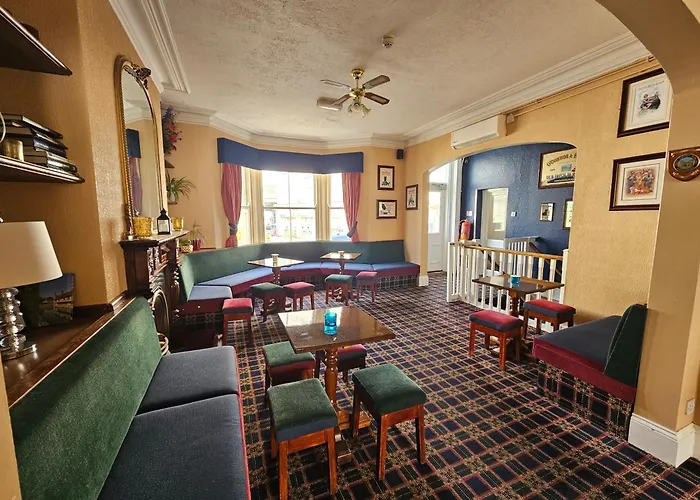 Rivelyn Bar & Restaurant 3*