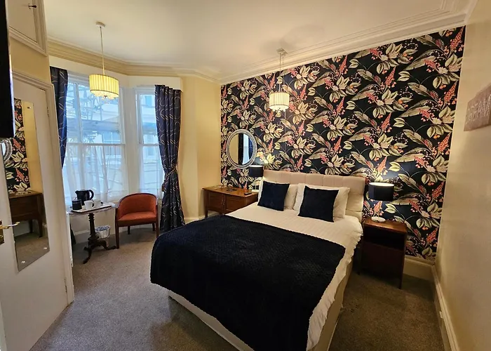 Rivelyn Bar & Restaurant 3* Scarborough