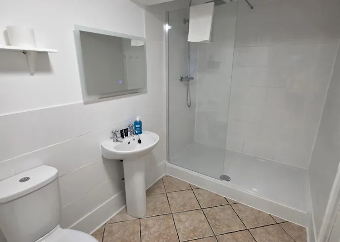 Hotel Rivelyn Bar & Restaurant