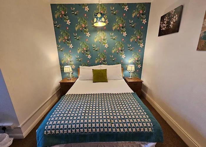 Rivelyn Bar & Restaurant