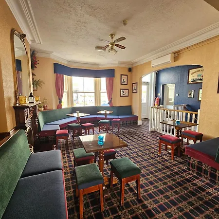 Rivelyn Bar & Restaurant 3*