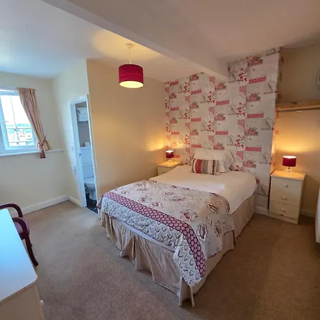 Hotel Rivelyn Bar & Restaurant 3*