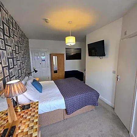 Rivelyn Bar & Restaurant 3* Scarborough