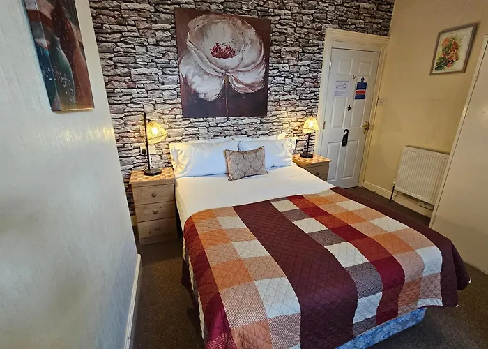 Rivelyn Bar & Restaurant 3* Скарборо