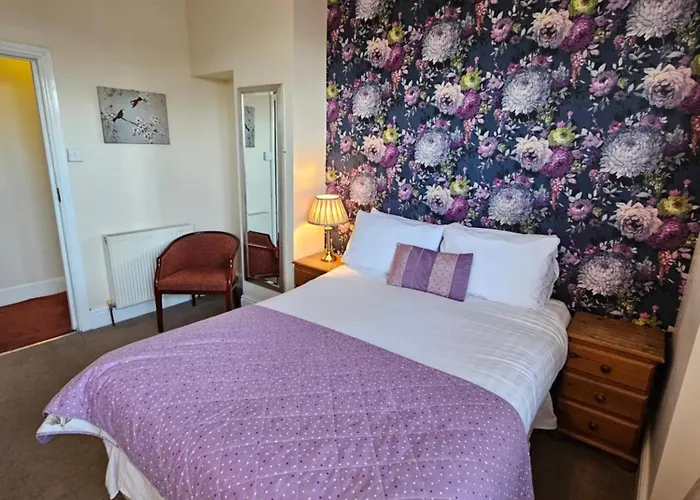 Rivelyn Bar & Restaurant 3*