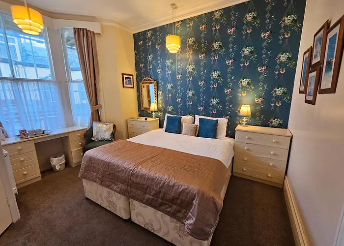 Rivelyn Bar & Restaurant Scarborough