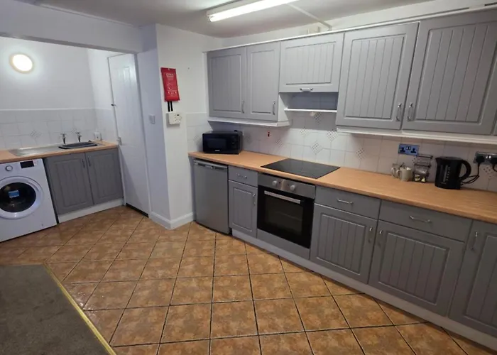 Rivelyn Bar & Restaurant Отель 3*